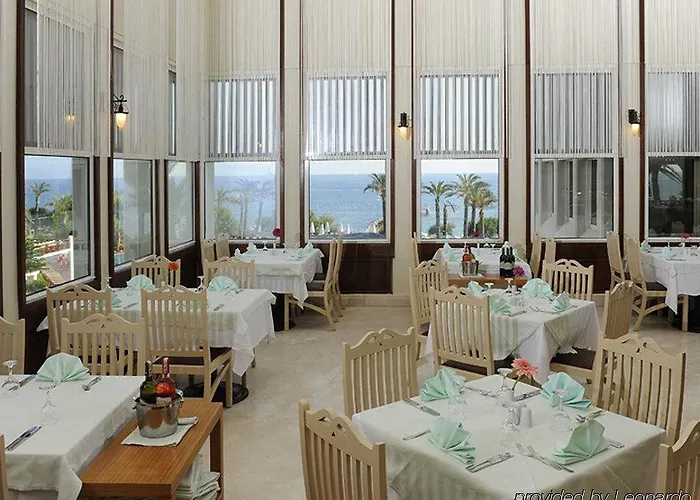 Resort Paloma Perissia Side