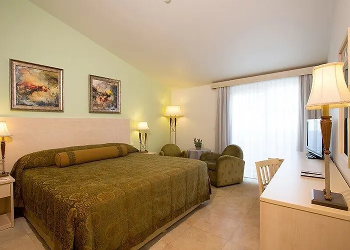 Paloma Perissia Resort