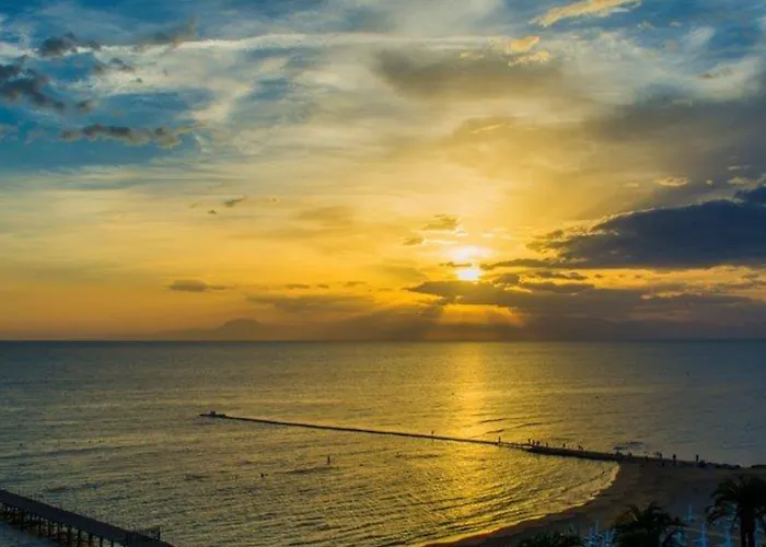 Resort Paloma Perissia Side