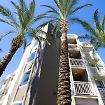 Resort Paloma Perissia Side