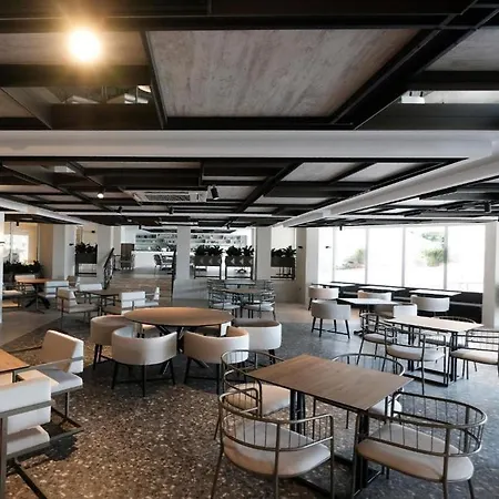 Feriested Paloma Perissia Side