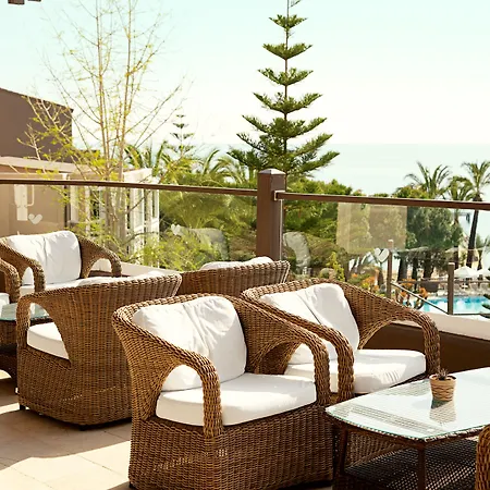 Feriested Paloma Perissia Side