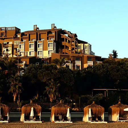 Resort Paloma Perissia Side